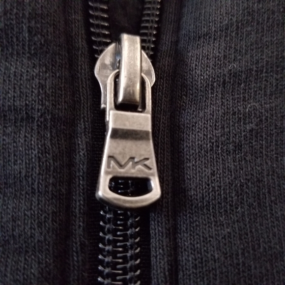 Michael Kors Lightweight Zip Front Fleece - Picture 4 of 6